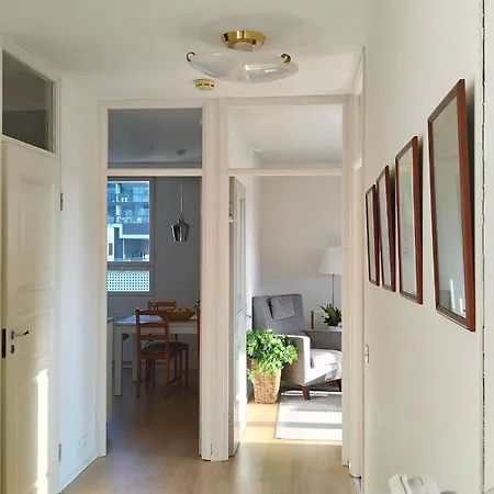 Centrally-located Next To Shopping Center & Metro * Espoo